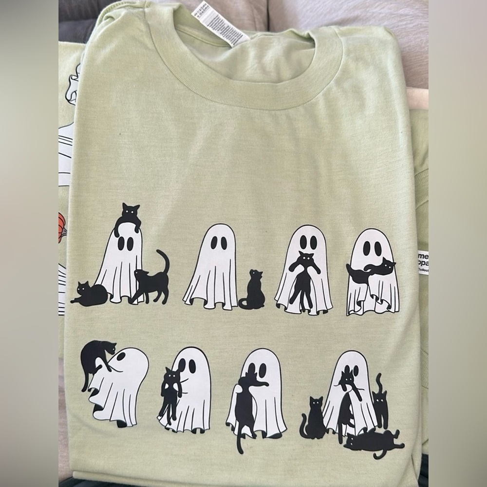 Halloween Cats Shirt/Top. Brand new, size Large (unisex)